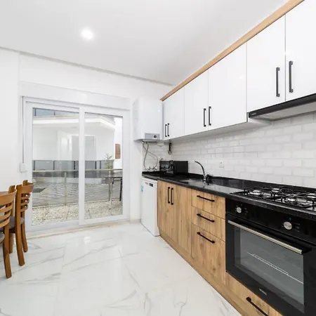 Flat Near Popular Attractions In Muratpasa Apartment Antalya