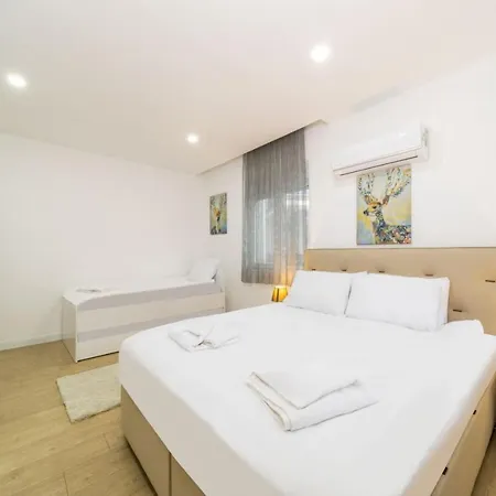 Lägenhet Flat Near Popular Attractions In Muratpasa *